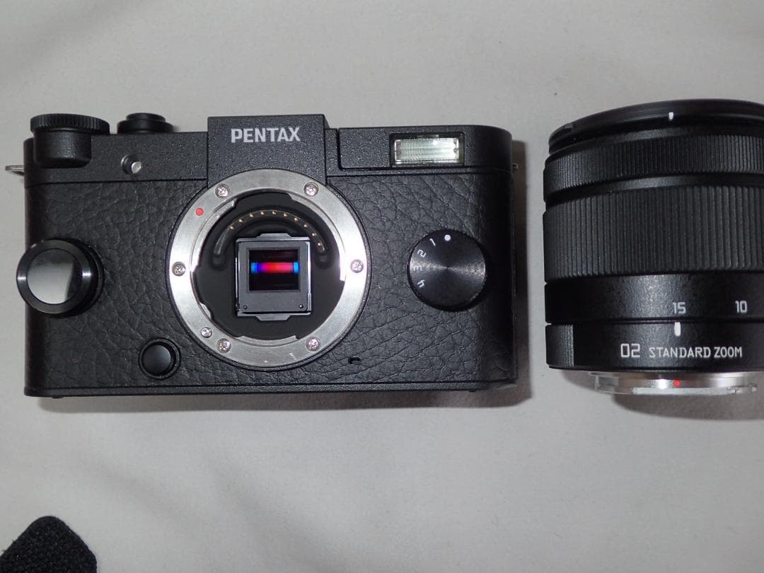 PENTAX Q S-1,5-15mmレンズ付き