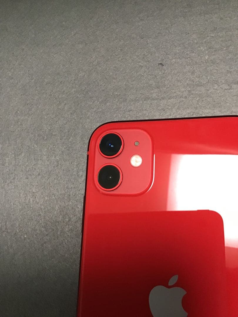 美品　国内版　SIMフリー　iPhone11 128GB レッド色