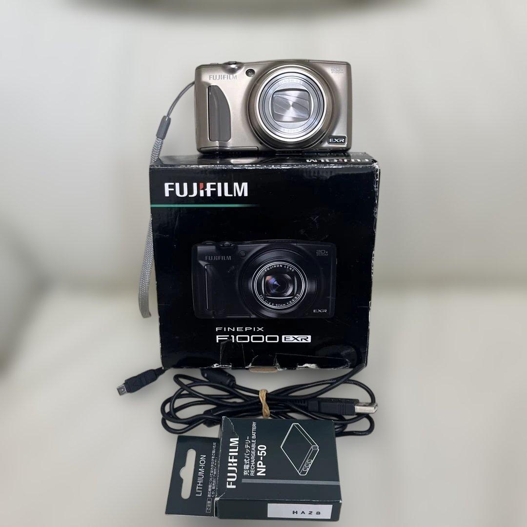 FUJIFILM FinePix F100EXR シルバー
