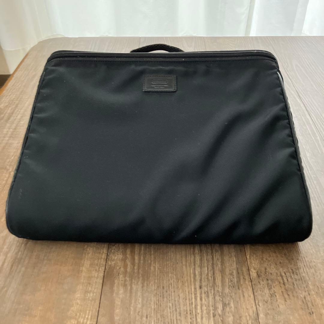 COACH 黒 ナイロン ノートPCケース