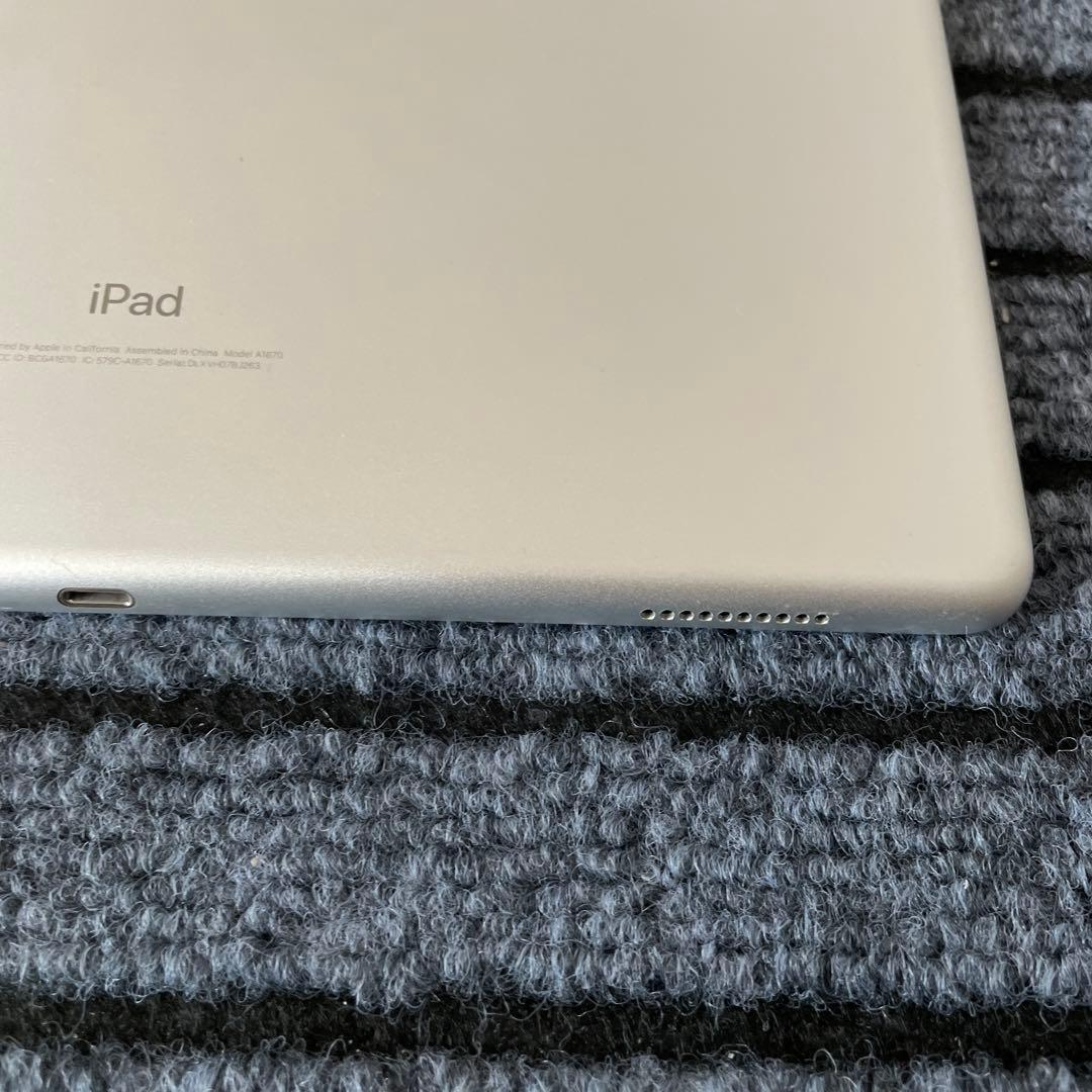 46 iPad Pro 12.9 2世代 64GB Wi-Fi シルバー