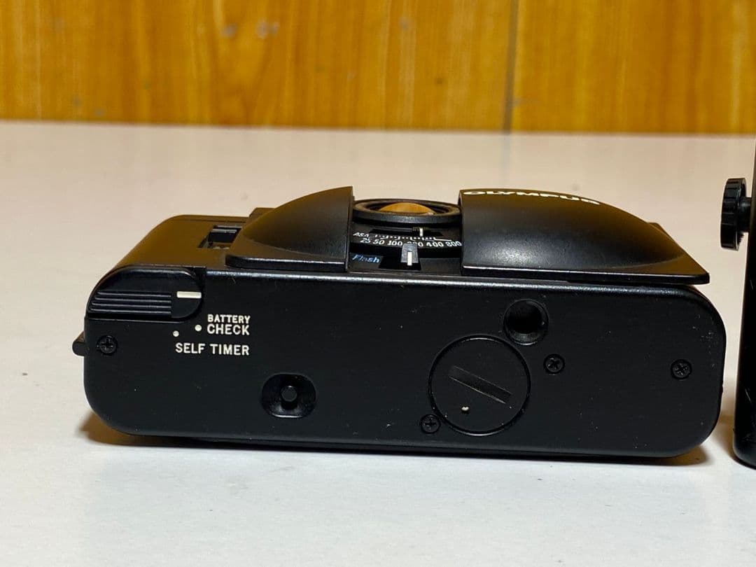 OLYMPUS D.ZUIKO 35mm コンパクトカメラ ブラック