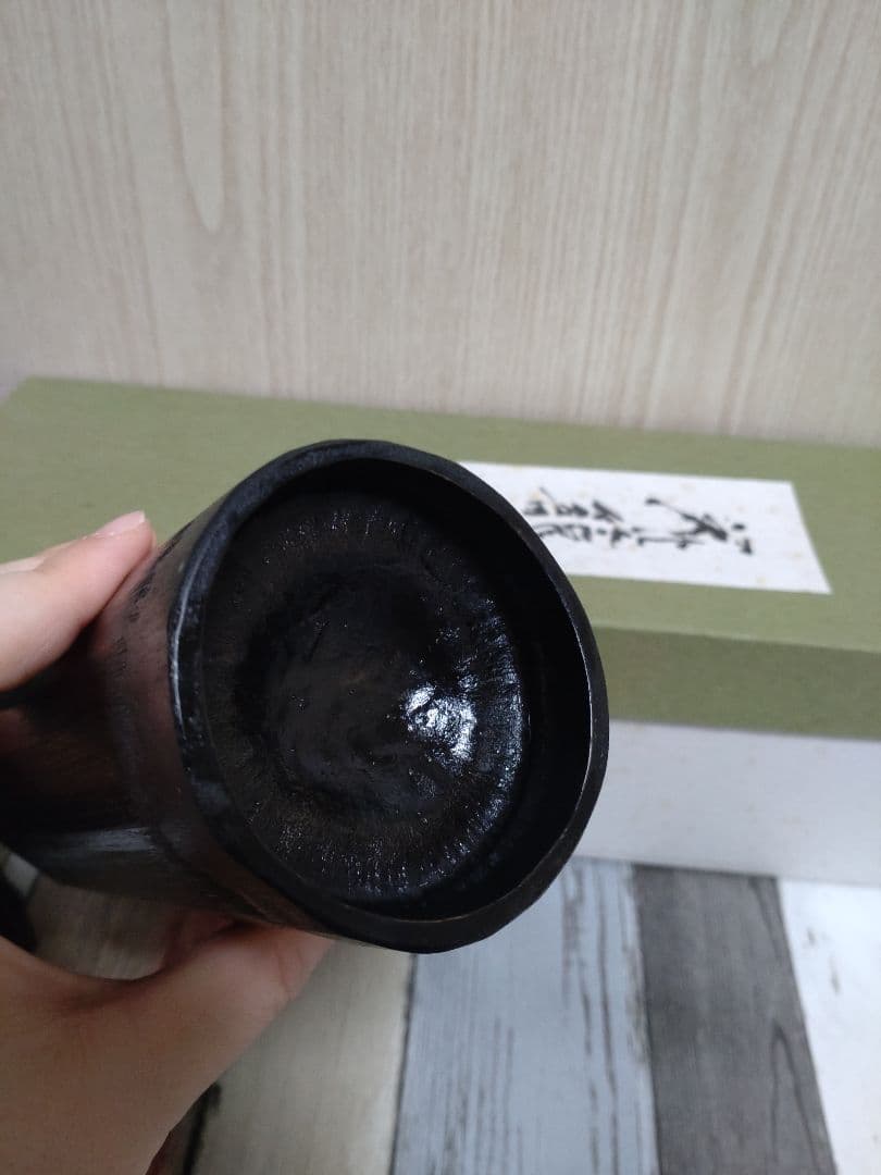 脚付き　縄代網み花籠