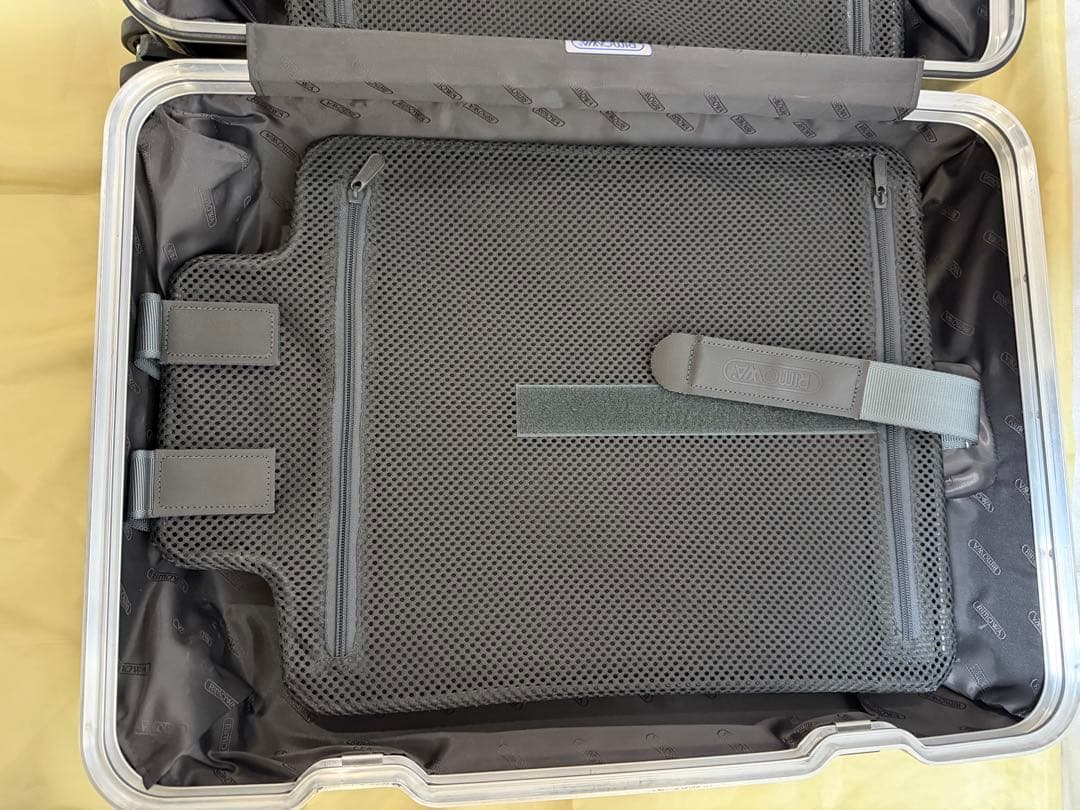 RIMOWA リモワ LIMBO（リンボ）スーツケース 機内持込可能 32L