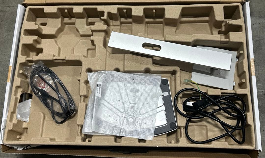 m*t様 Dell 27 Plus 4K USB-Cモニター - S2725QC