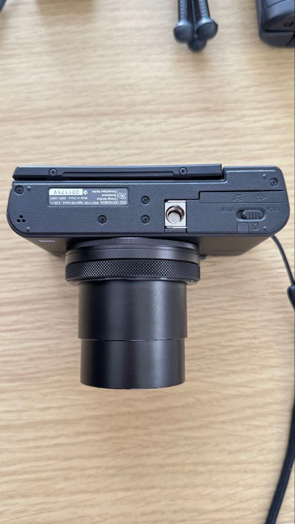 SONY　DSC-RX100M5A