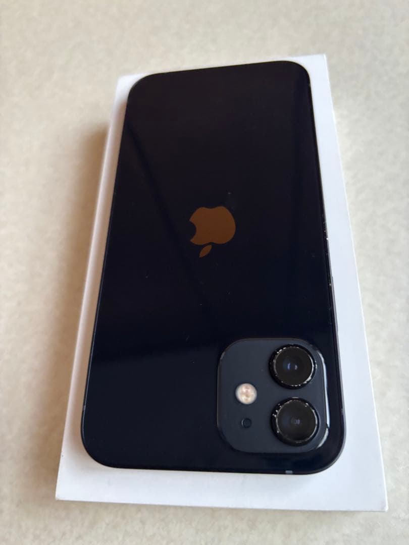 iPhone12 64GB ブラック　バッテリー容量95% SIMフリー