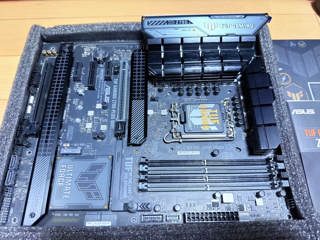 ASUS TUF GAMING Z790-PLUS WIFIメモリ64GBセット