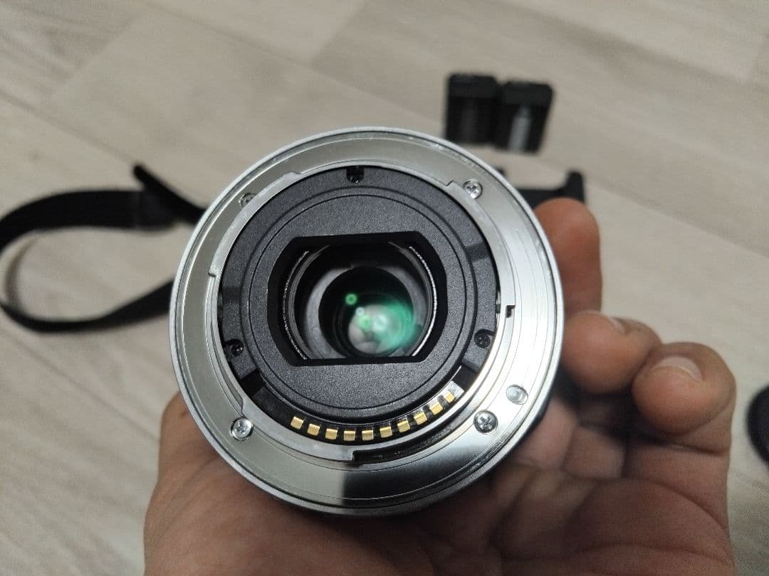 Sony NEX5 ミラーレス一眼カメラ 本体 バッテリー2個付き