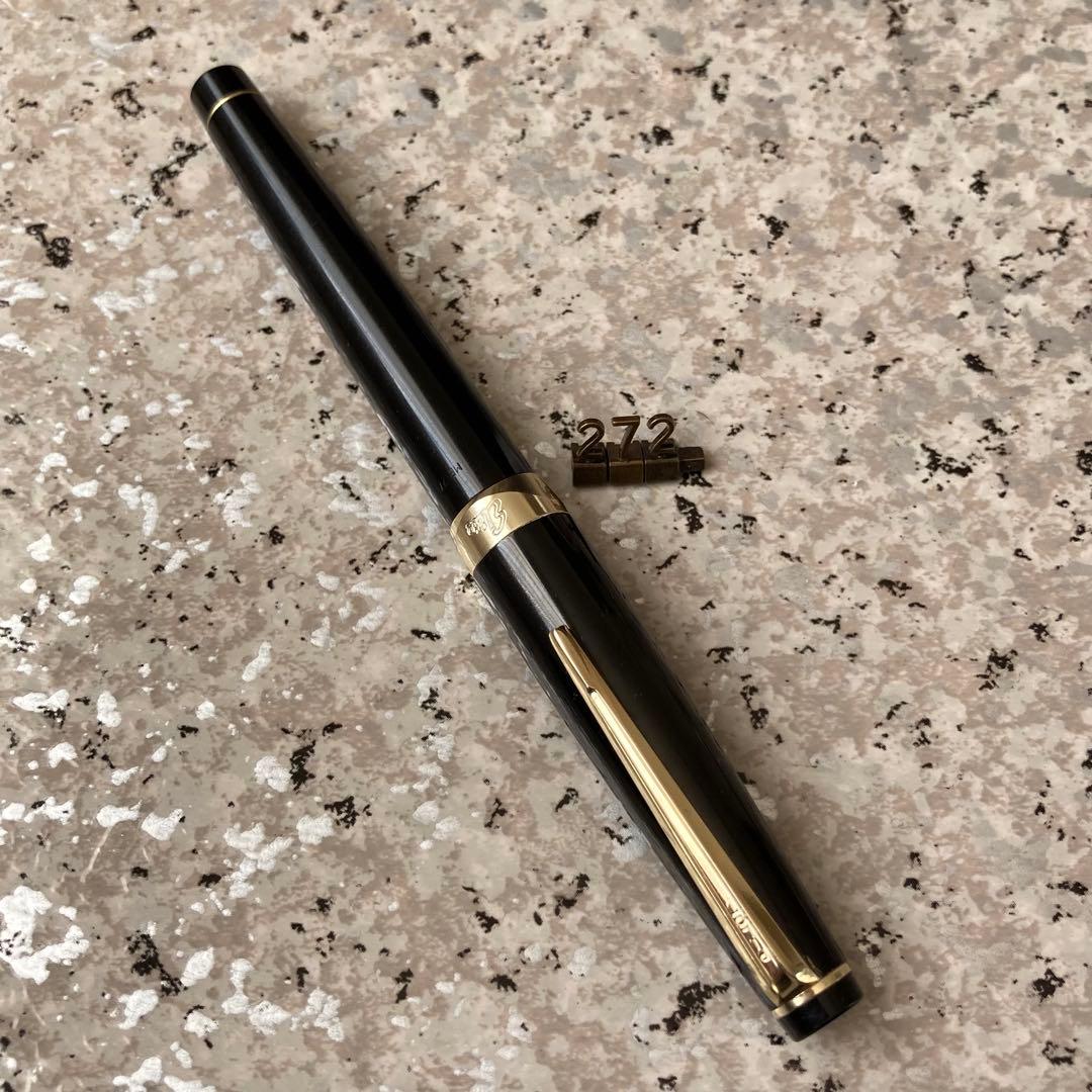 #272 オーバーホール済み 万年筆 PILOT Elite エリート 18k