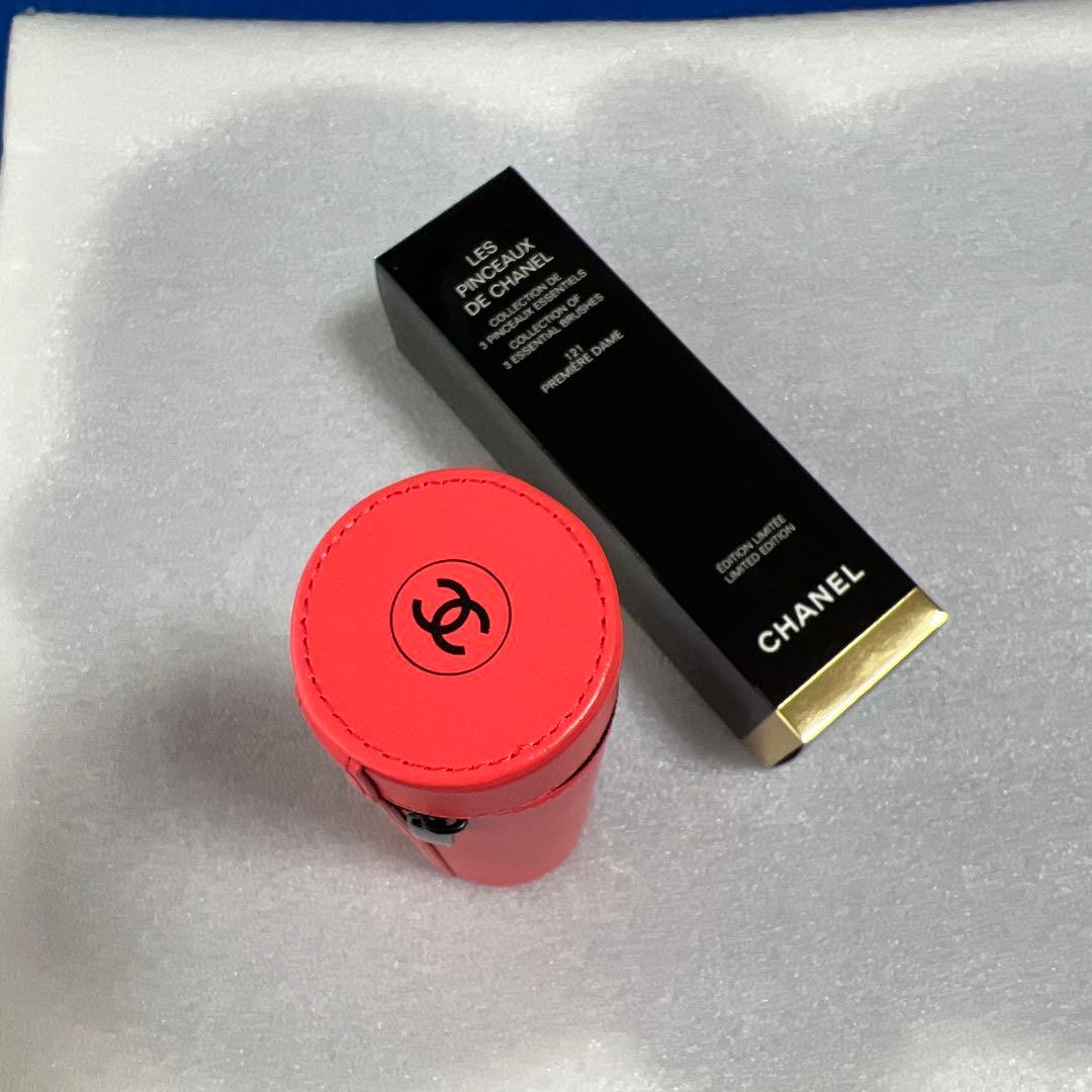 【新品] レ パンソー ドゥ CHANEL 121 プルミエール ダム　完売❣️