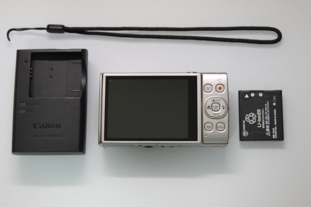 【動作確認済・美品】Canon IXY 650 シルバー バッテリー・充電器付き