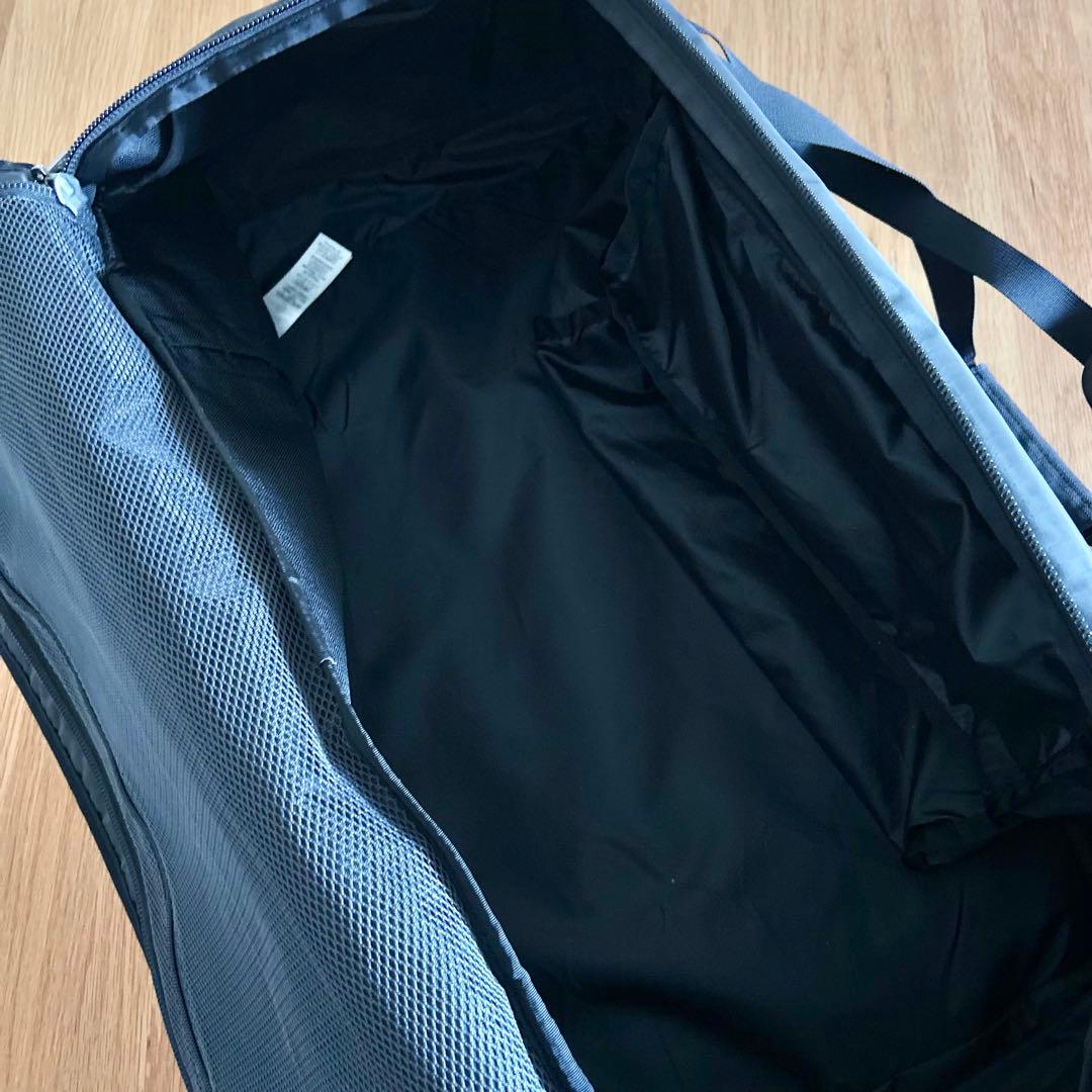 新品未使用品！パタゴニア ブラックホールダッフル55L