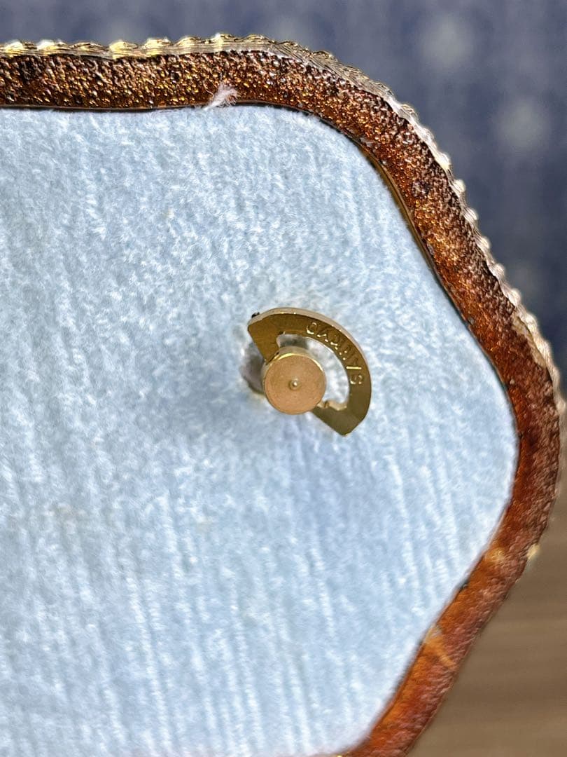 カメオ　オルゴール　小物入れ　宝石箱　魅惑のワルツ 猫足　アンティーク