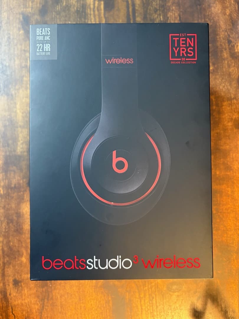 beats studio3 wireless レジスタンス・ブラックレッド