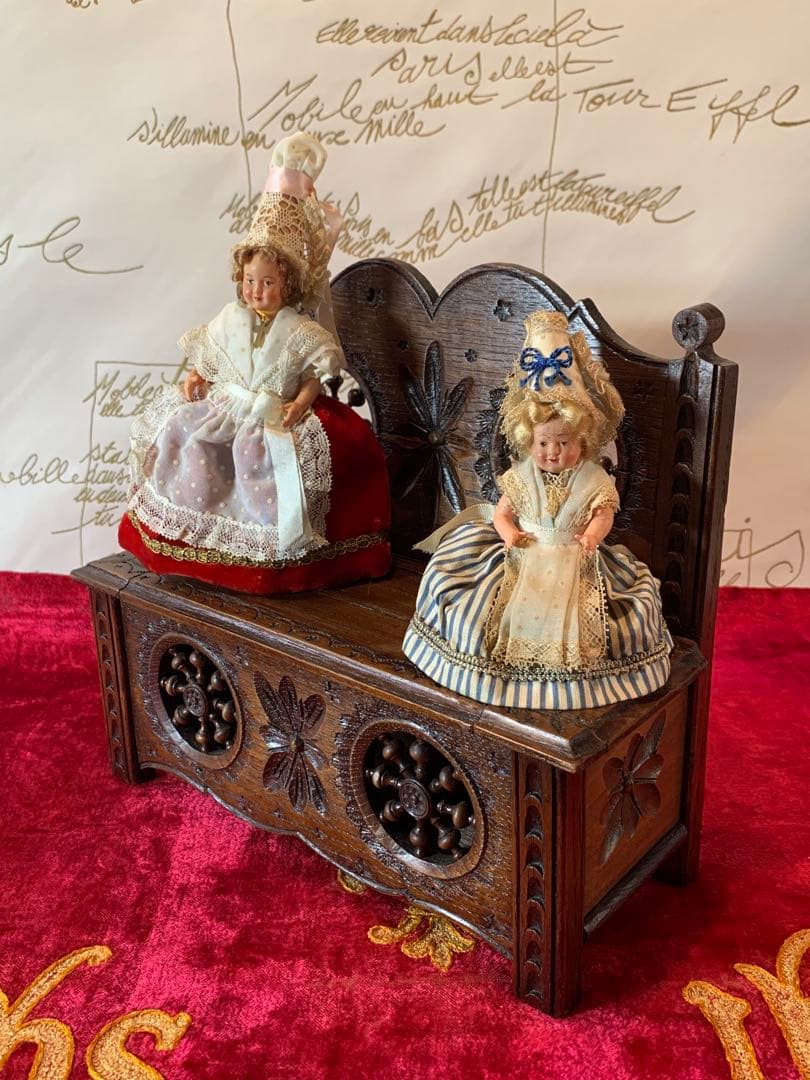 フランス製　アンティーク　美品のブルターニュのミニチュア家具　ドールベンチ！