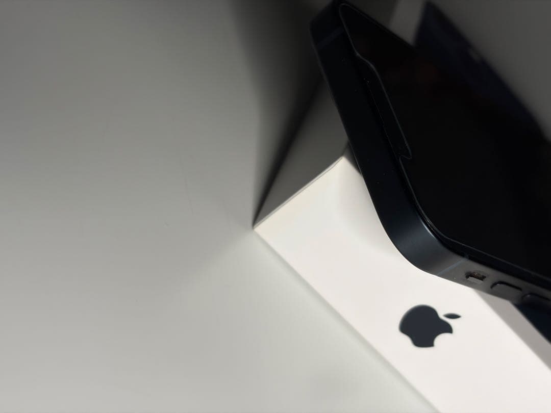 【美品】iPhone 13 mini ミッドナイト128GB SIMフリー