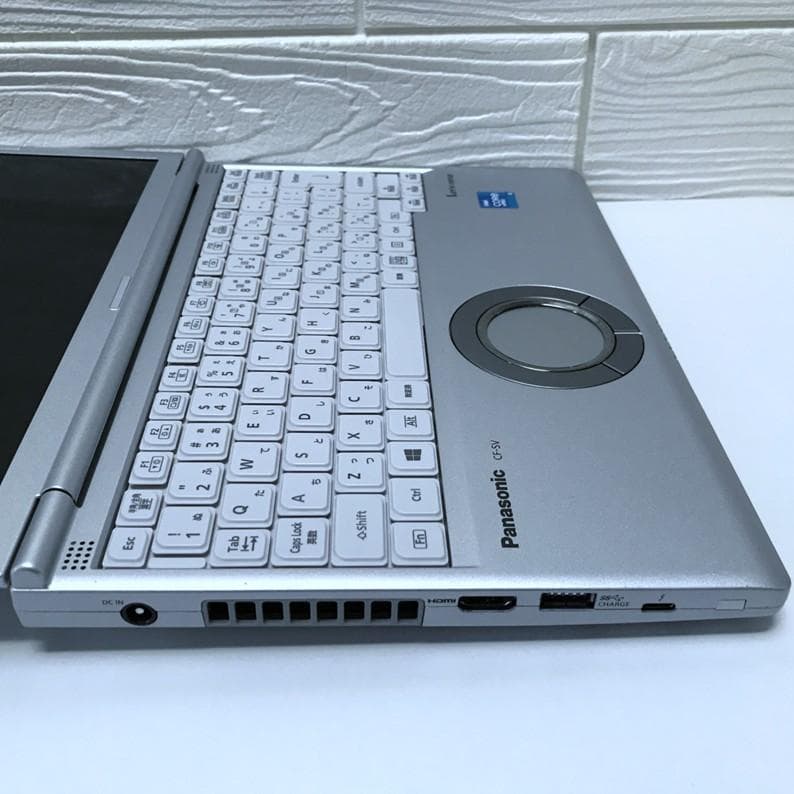 極美品》＊MS Offic2024認証/ 使用時間浅 /レッツノートCF-SV1