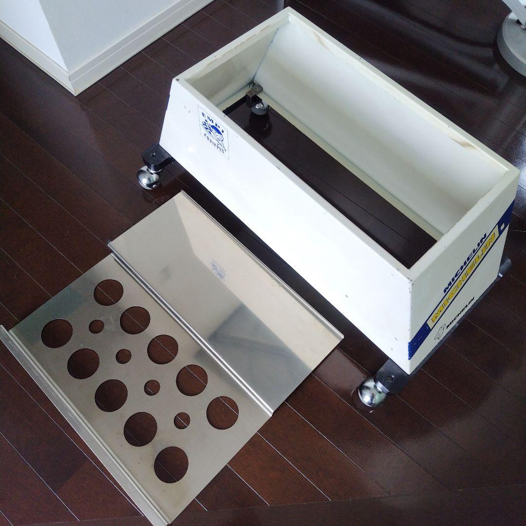 【海外輸入非売品】ミシュラン業務用什器ステンレスディスプレイラック