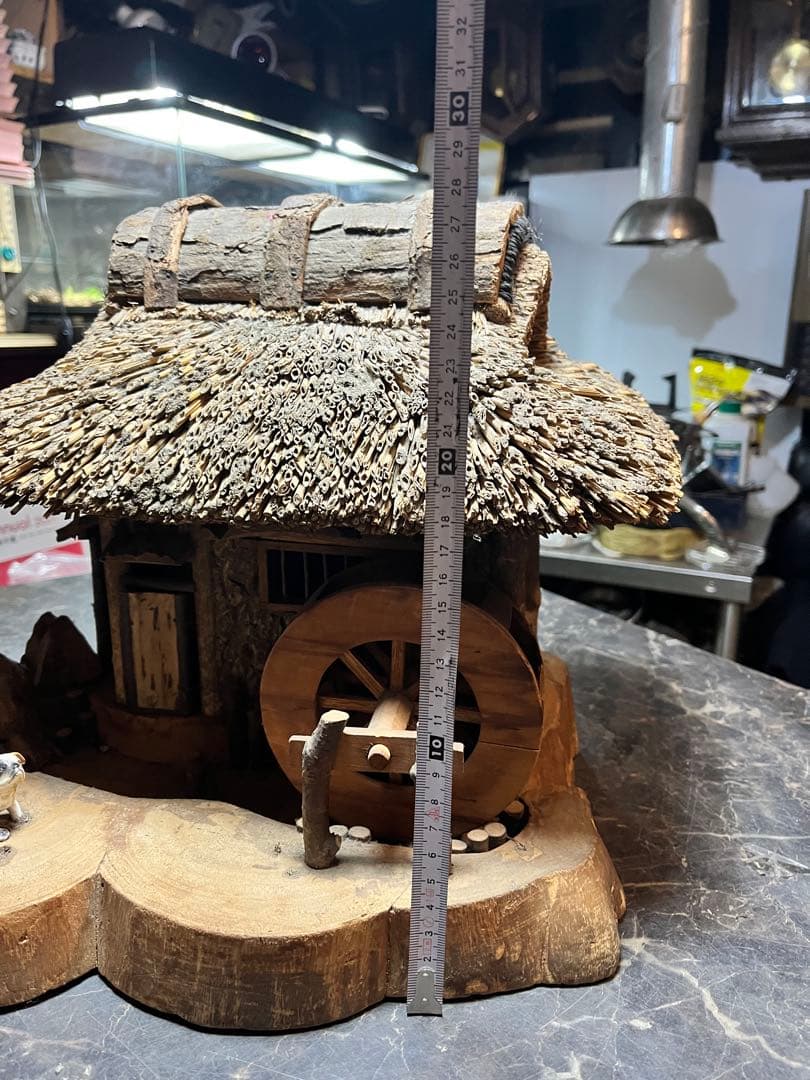 昭和 レトロ 茅葺屋根 、古民家 、木製模型家屋 、35cm、民家 、水車小屋、