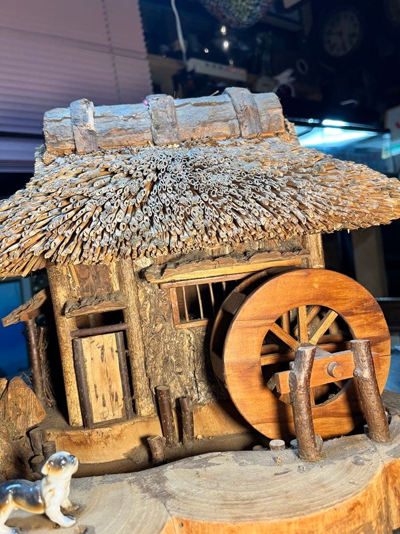 昭和 レトロ 茅葺屋根 、古民家 、木製模型家屋 、35cm、民家 、水車小屋、