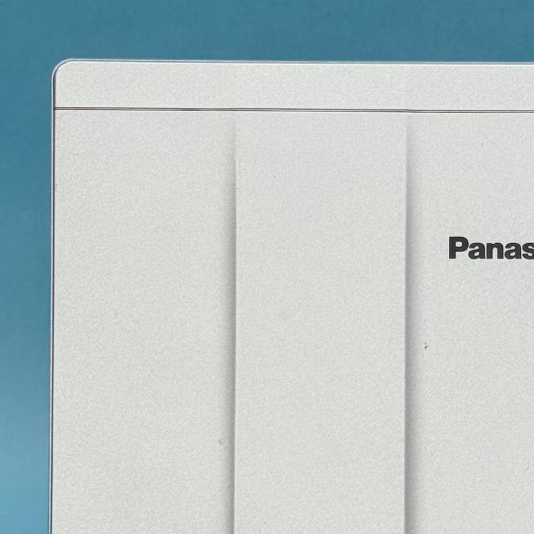 【美品】701 Panasonic Let's note SV1 1TB 軽量