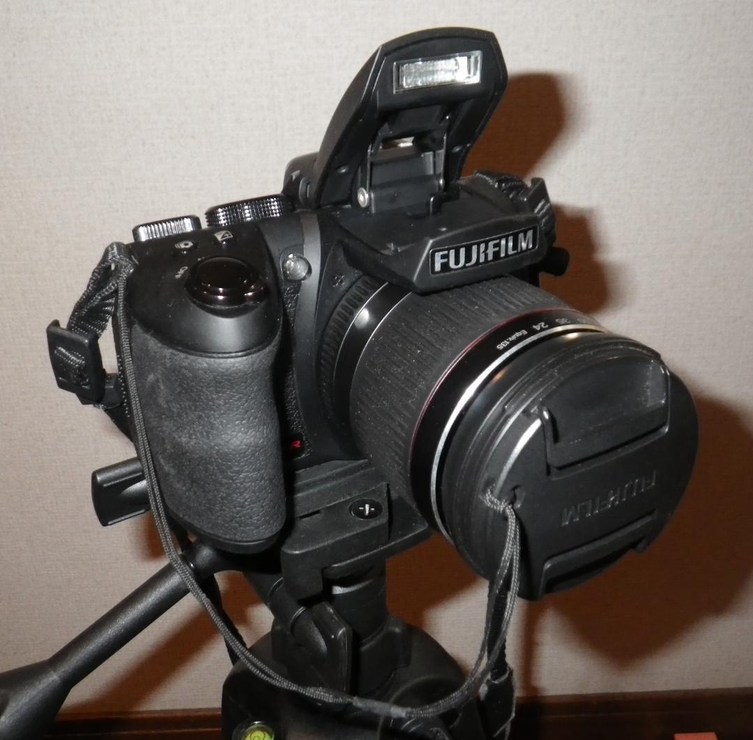 《付属品全部あり美品》FUJIFILM FINEPIX HS20 EXR