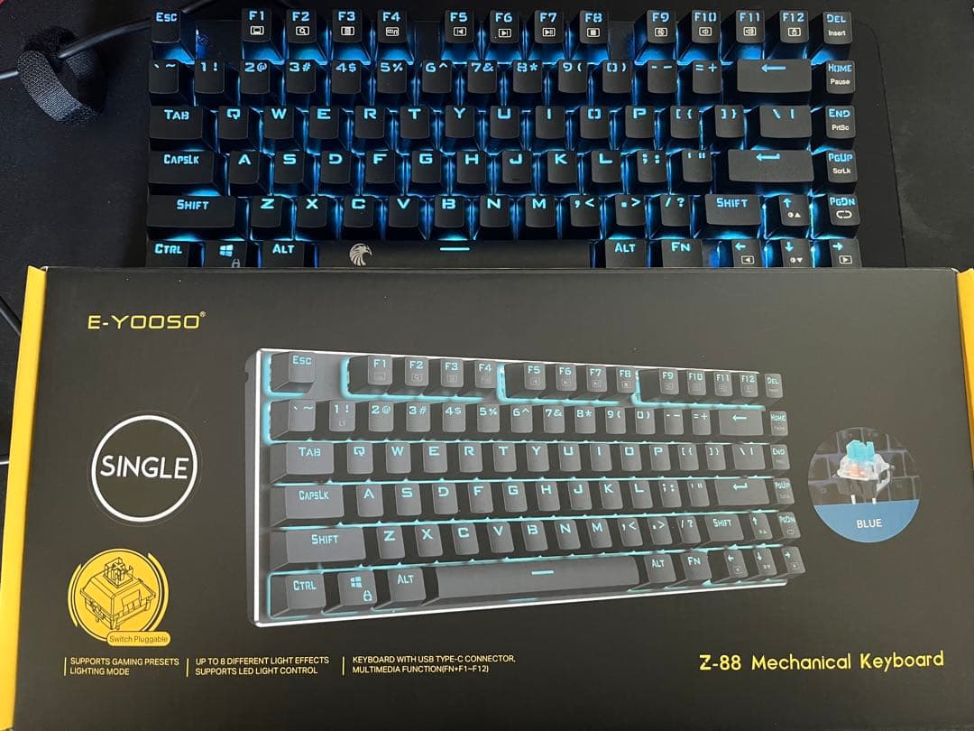 ゲーミングキーボード＋ゲーミングマウス(箱.付属品全てあり)