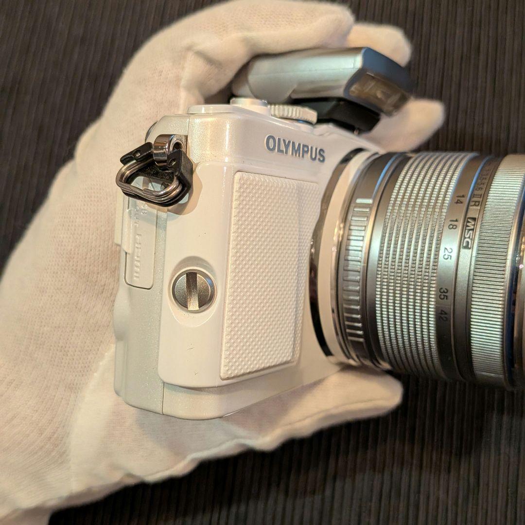 【美品】OLYMPUS オリンパス E-PL6 ホワイト ショット数416