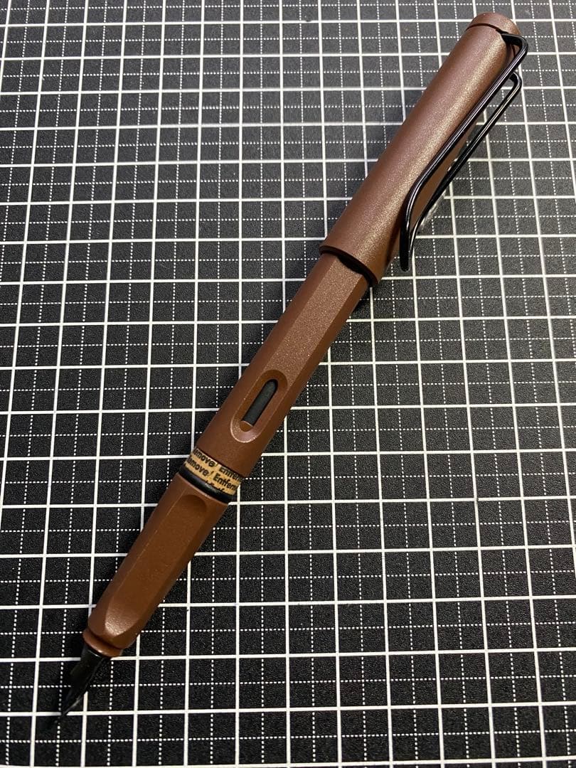 LAMY Safari LINE FRIENDS 万年筆　字幅EF