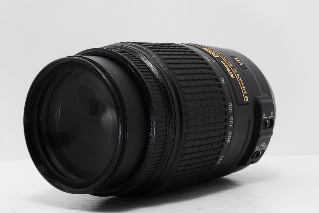 美品望遠レンズ Nikon AF-S 55-300mm F4-5.6 ED VR