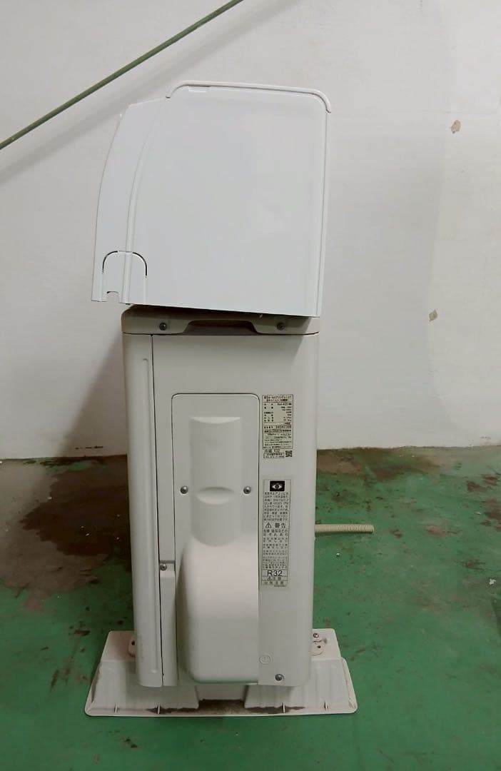 TOSHIBA ６畳用エアコンRAS-K221MA (2023年製)