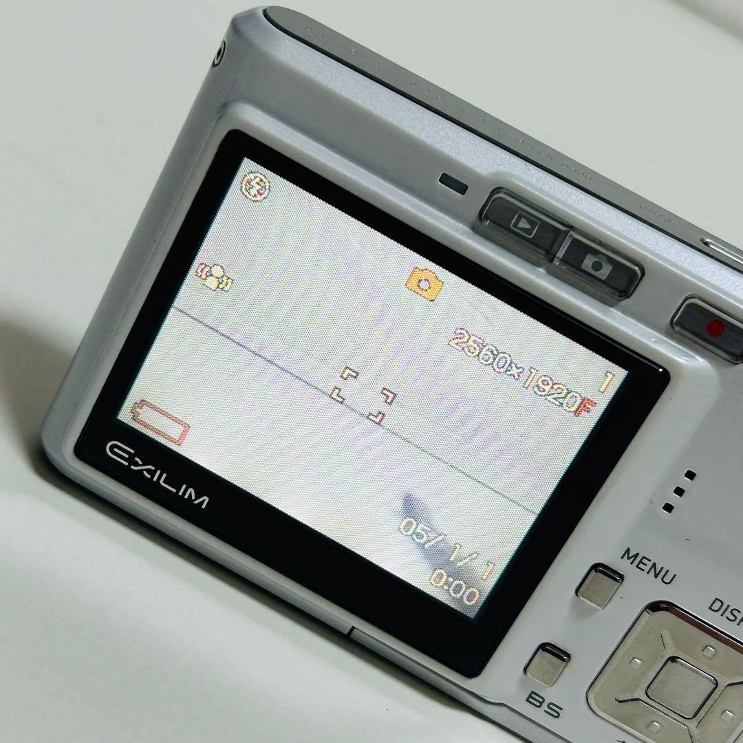 【美品】【付属品多数】CASIO デジタルカメラ EX-S500 ホワイト