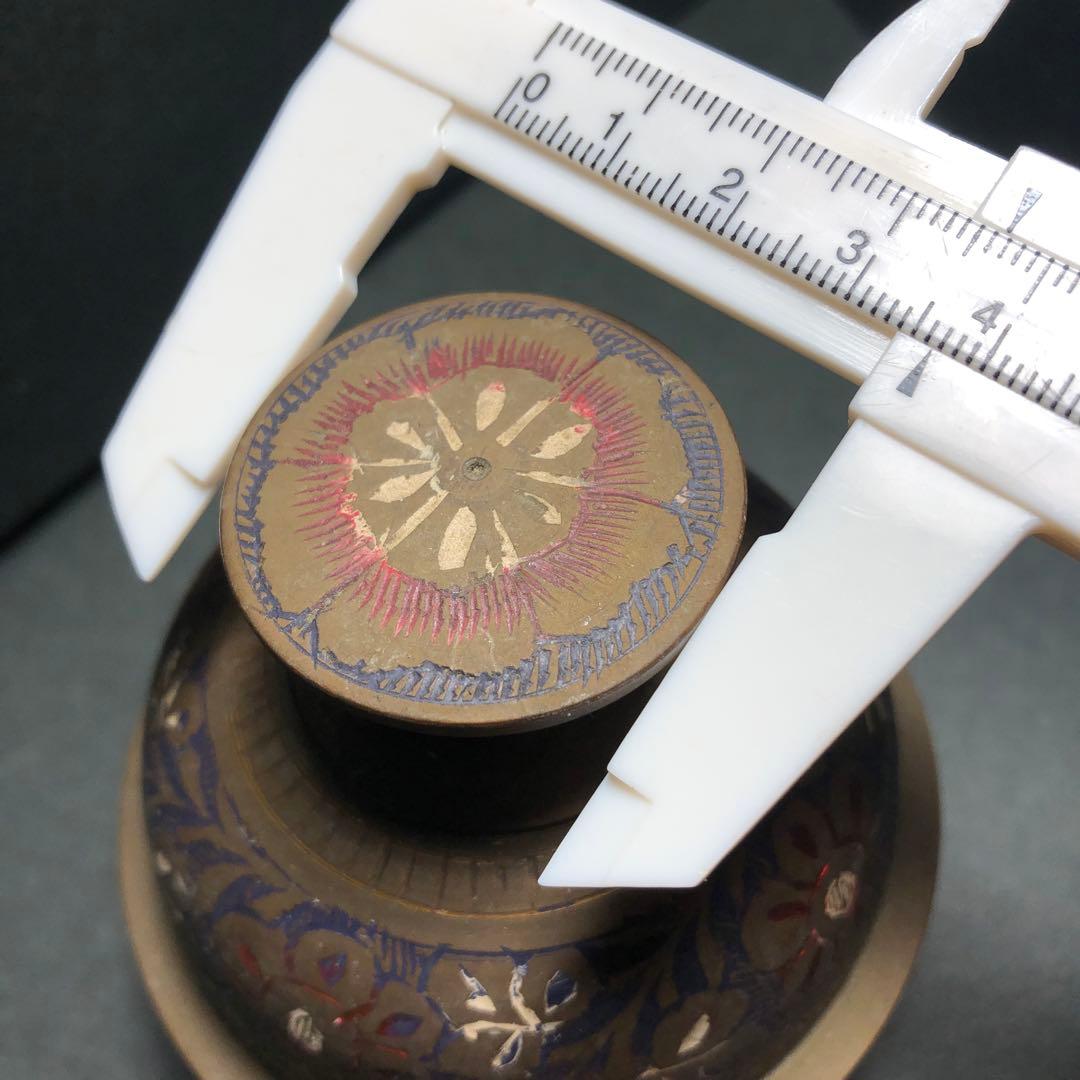 貴重古物　ネパール　真鍮手彫り花模様の金属製球体　呼び鈴　大音量