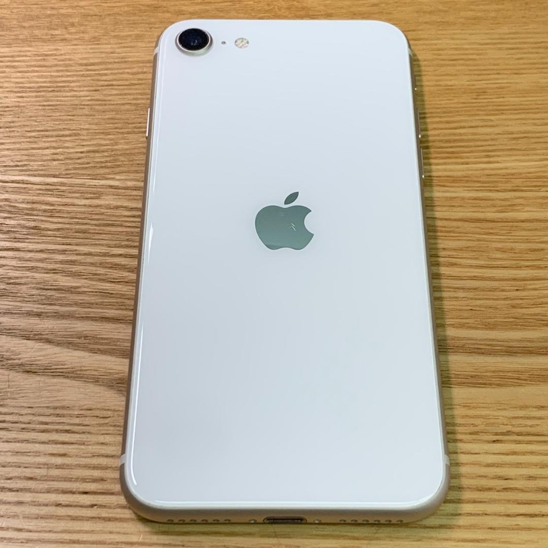 Z8 超美品 iPhoneSE 第3世代 64GB おまけ付き