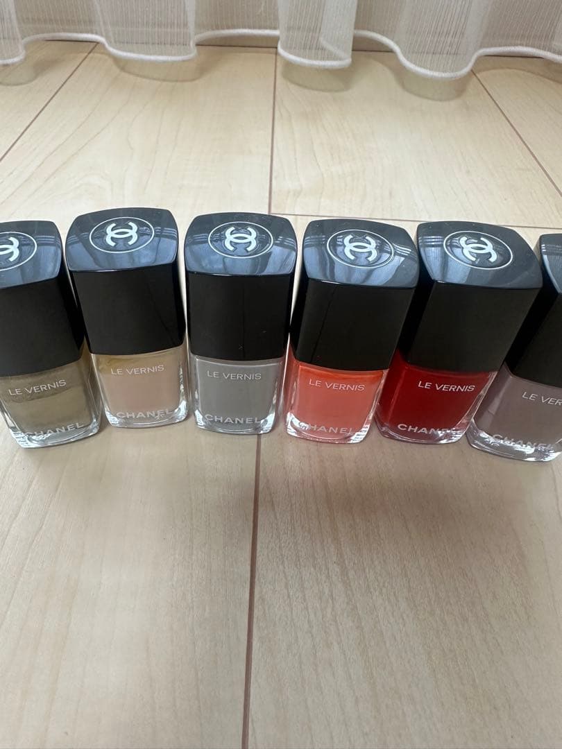 NAILS INC ／CHANEL マニキュアセット【バラ売り不可】