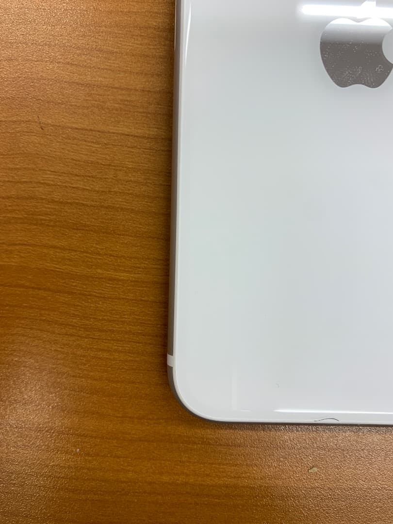 中*山様 動作確認済 iPhone SE (第2世代) 128GB ID T99