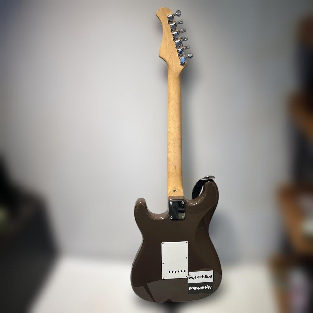 大人気　Bacchus Universe Series ストラト　サンバースト