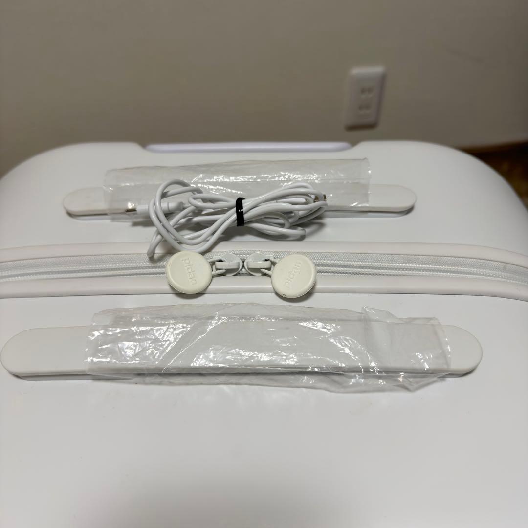 pidan 猫用トラベルボックス LED付 白