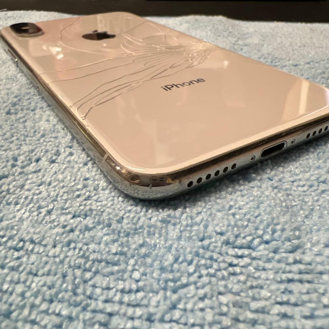 Apple iPhone X 64GB 背面ひび割れ