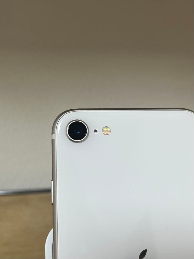 Apple iPhone SE (第3世代) ホワイト 128GB SIMフリー