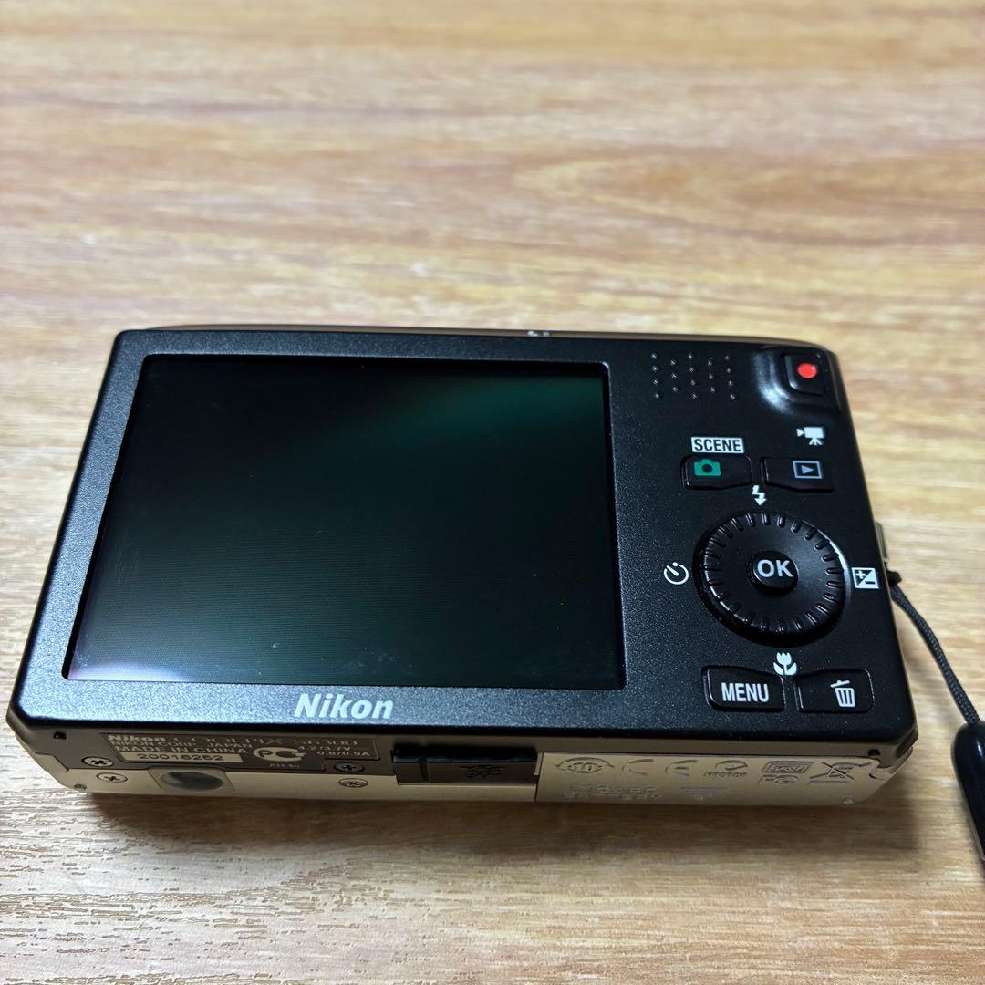 COOLPIX S6300 （クリスタルシルバー） Nikon ニコン デジカメ