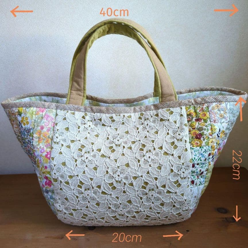 ✿リバティ✕パッチワーク✿　レースとコンビ　ぽってりマルシェバッグ〈Ｌ〉
