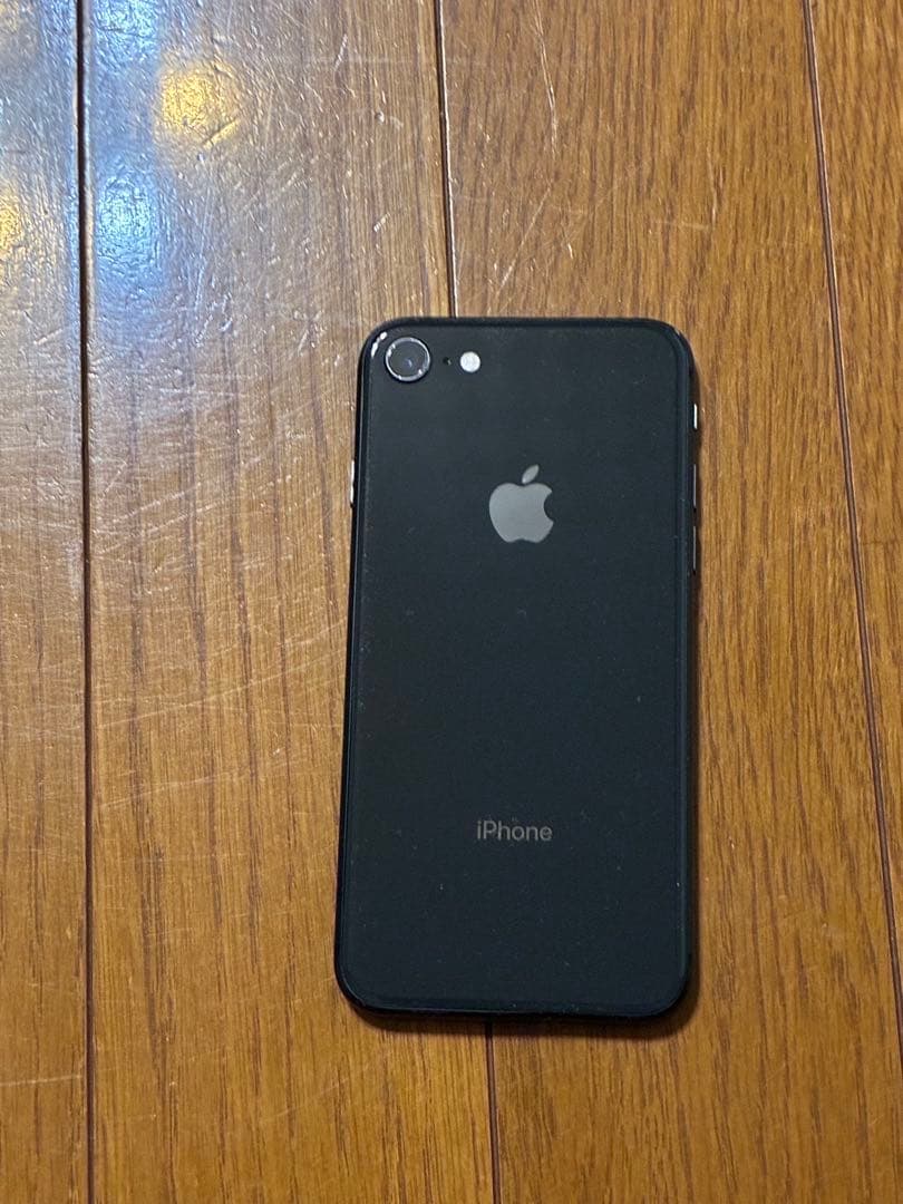 Apple iPhone 8ブラック