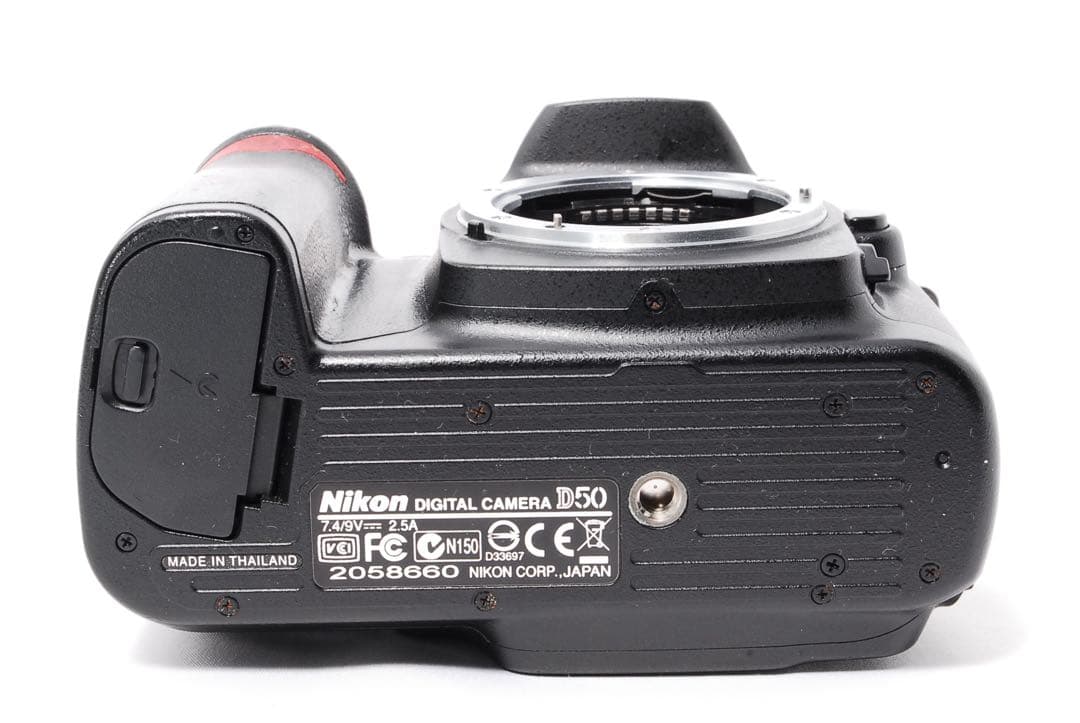 ◆ショット数少なめ◆Nikon D50◆一眼レフカメラ◆カメラバッグ＆ポーチ付き