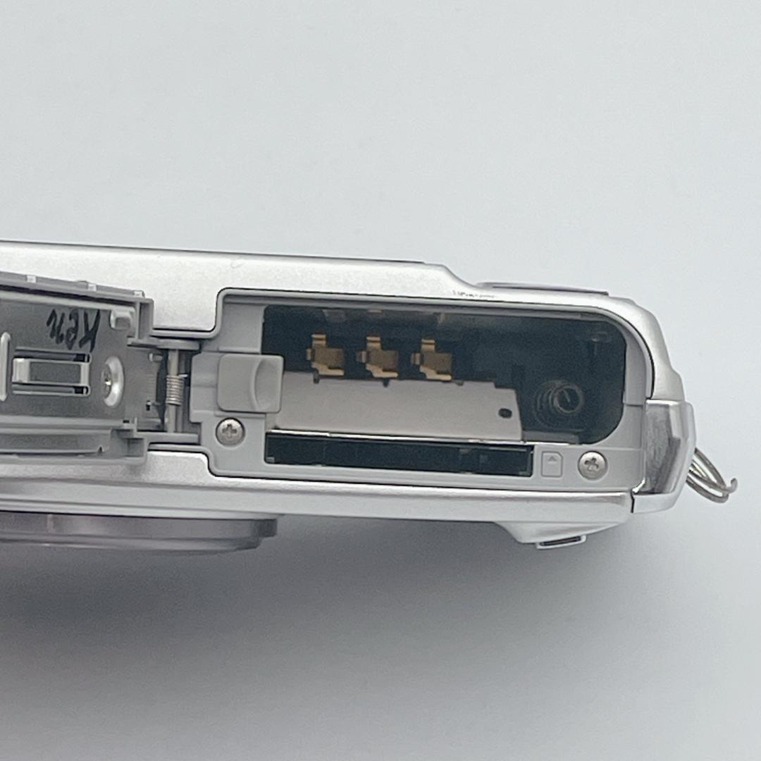 【美品】CASIO EXILIM EX-H15 デジタルカメラ シルバー