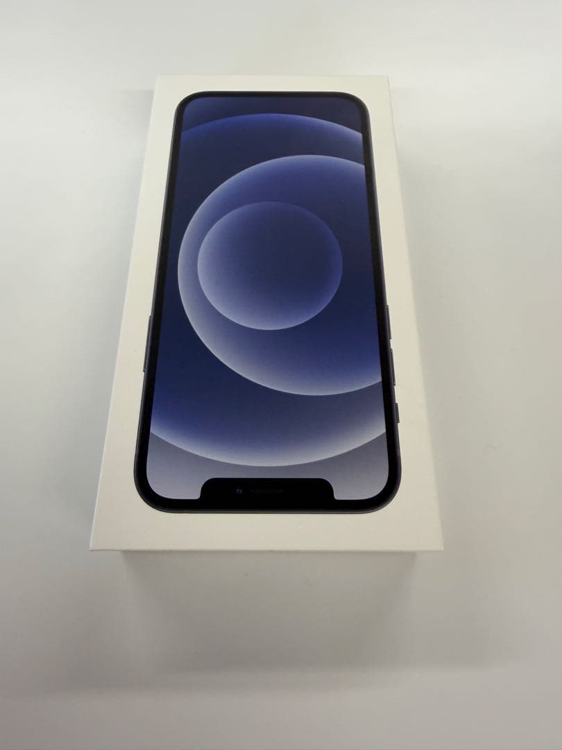 Apple iPhone 12 ブラック 背面傷あり
