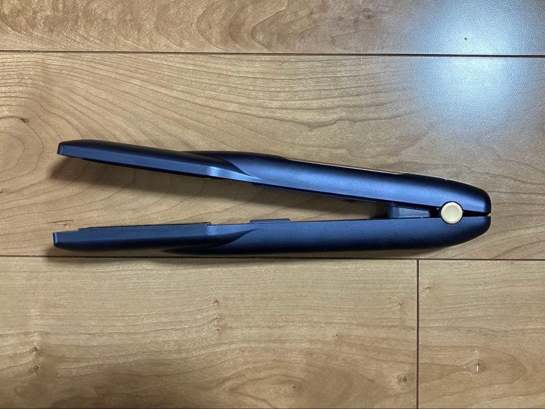 YAMAN ナイトリペア　ヘアアイロン　ヤーマン