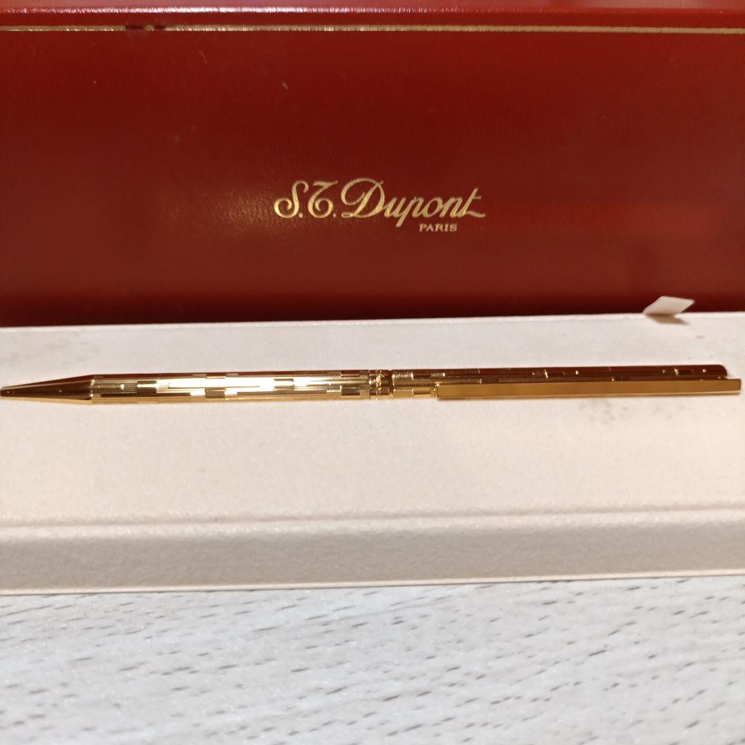 エス・テー・デュポン　S.T. Dupont　　　ボールペン　未使用