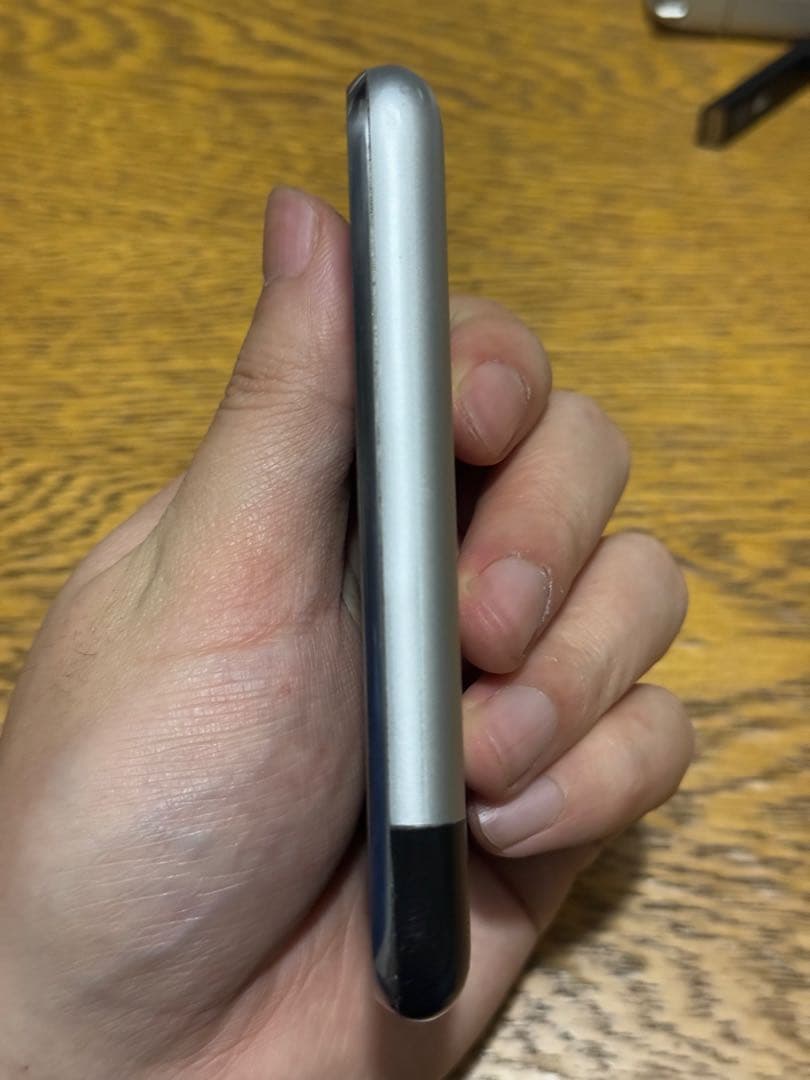 iPhone 2G 4GB refurbished 美品 日本未発売　第1世代